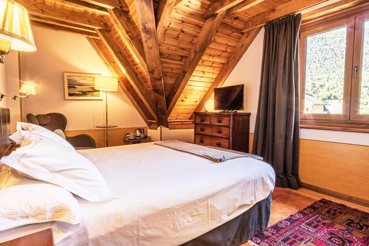 Mauberme Mountain Boutique Hotel サラルデュ エクステリア 写真