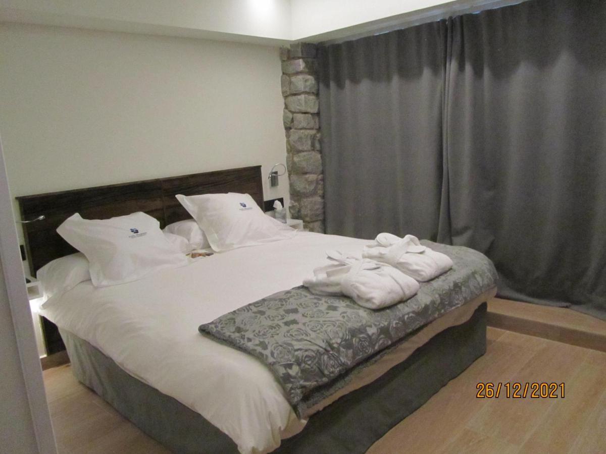 Mauberme Mountain Boutique Hotel サラルデュ エクステリア 写真