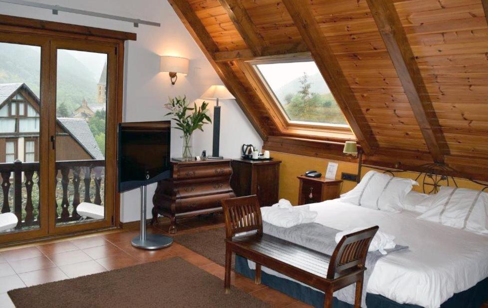 Mauberme Mountain Boutique Hotel サラルデュ エクステリア 写真