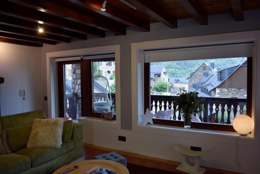 Mauberme Mountain Boutique Hotel サラルデュ エクステリア 写真