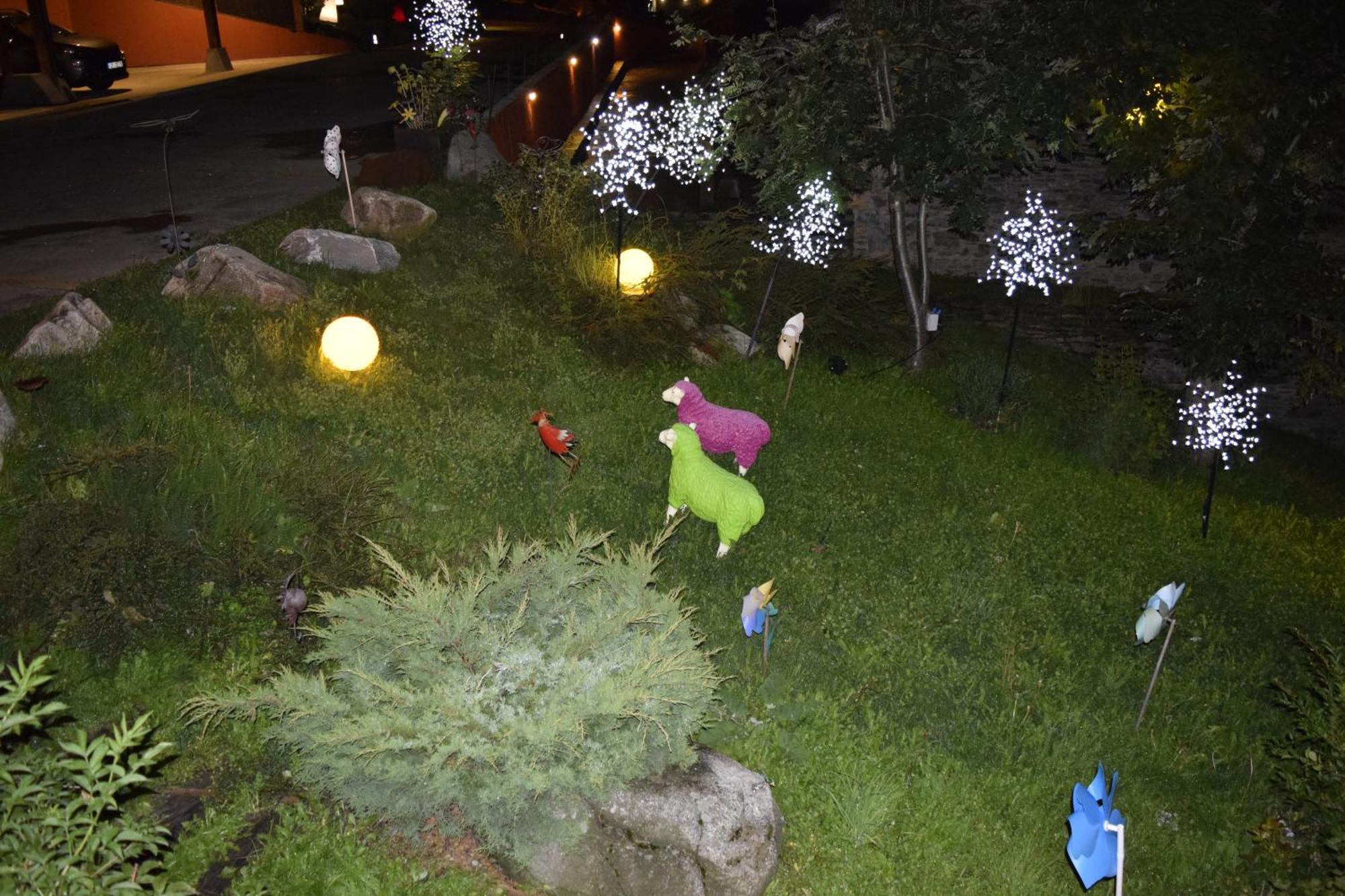 Mauberme Mountain Boutique Hotel サラルデュ エクステリア 写真