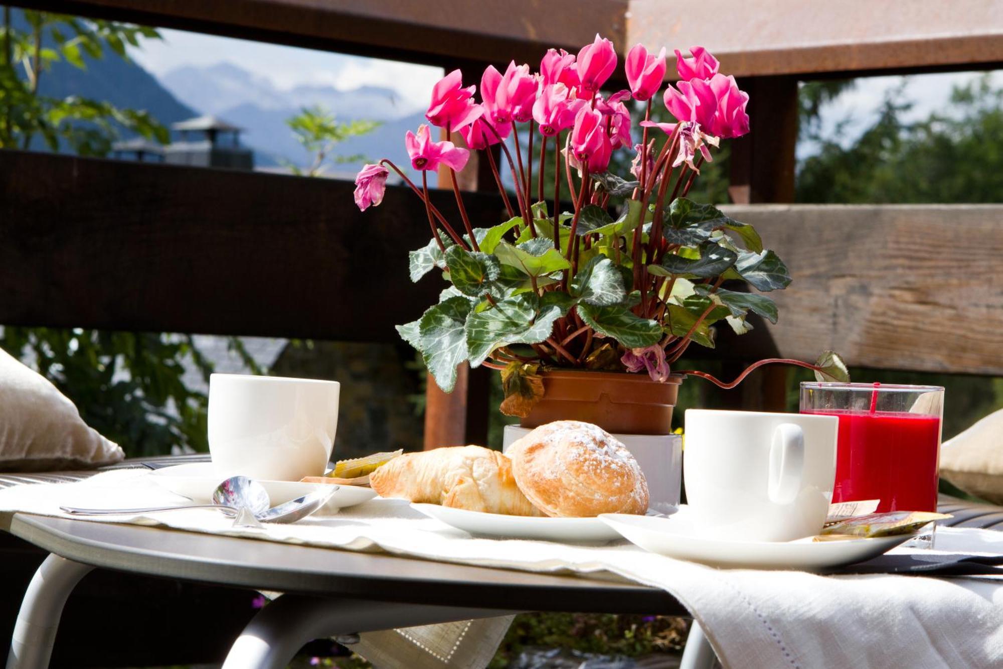 Mauberme Mountain Boutique Hotel サラルデュ エクステリア 写真